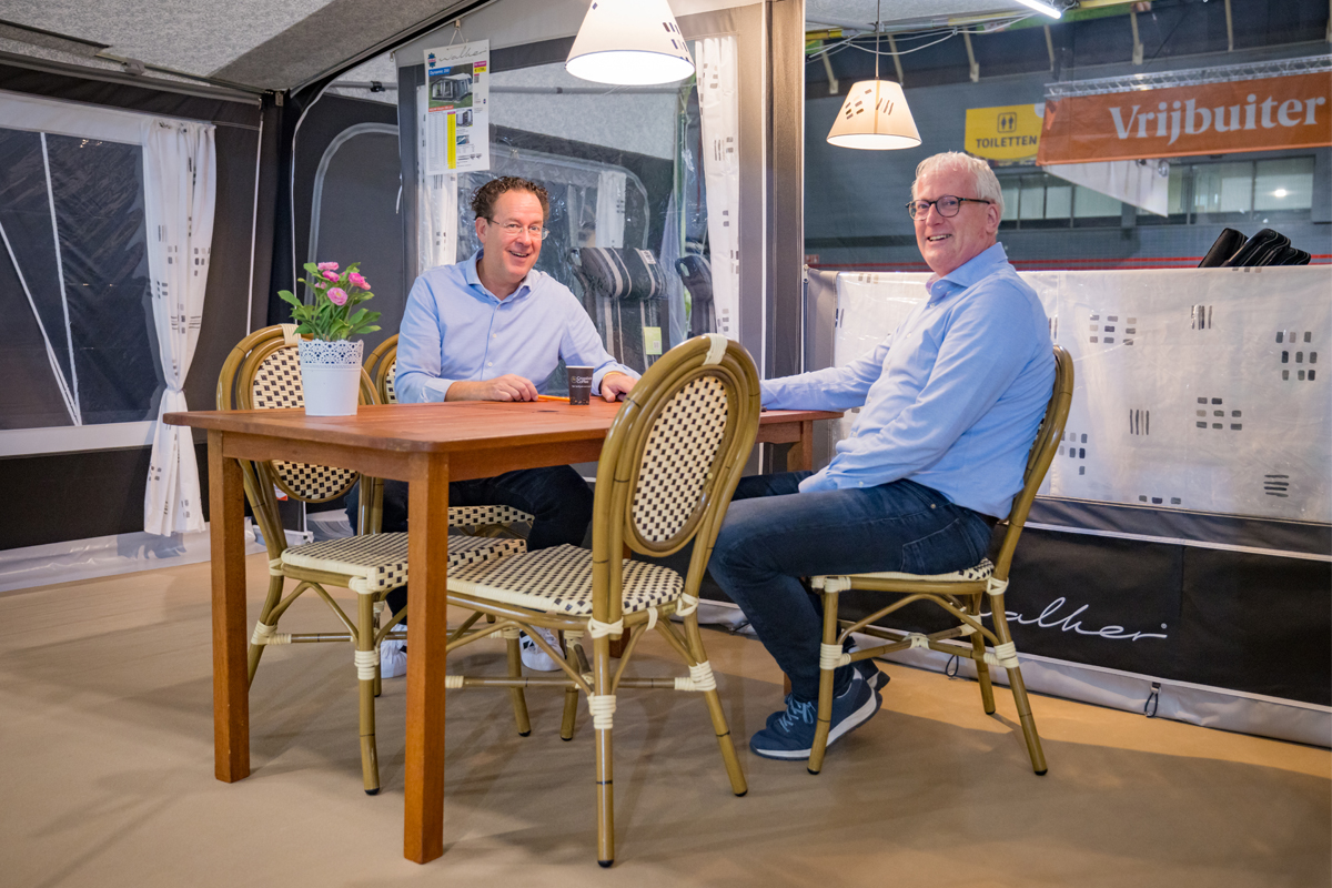 Exposant in voortent op Kampeer & Caravan Jaarbeurs