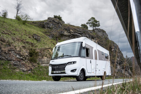 Camper primeur 2025 Frankia Edition Together op de weg