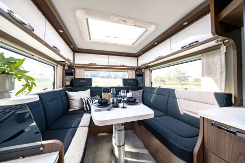 Camper primeurs 2025 Frankia Together interieur