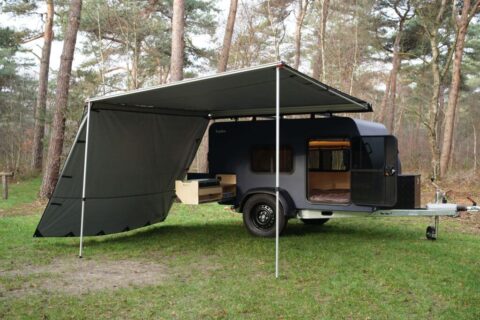 Kapka Mesa, mini-caravanmet luifel