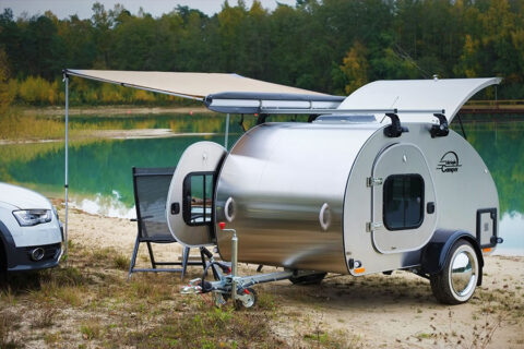 Lifestyle Camper steeldrop op het strand