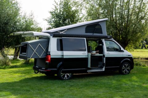 Wally-Van air achterkant